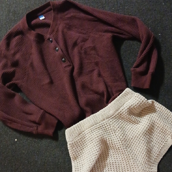 Oversized Waffle Knit Top - Picture 1 of 3
